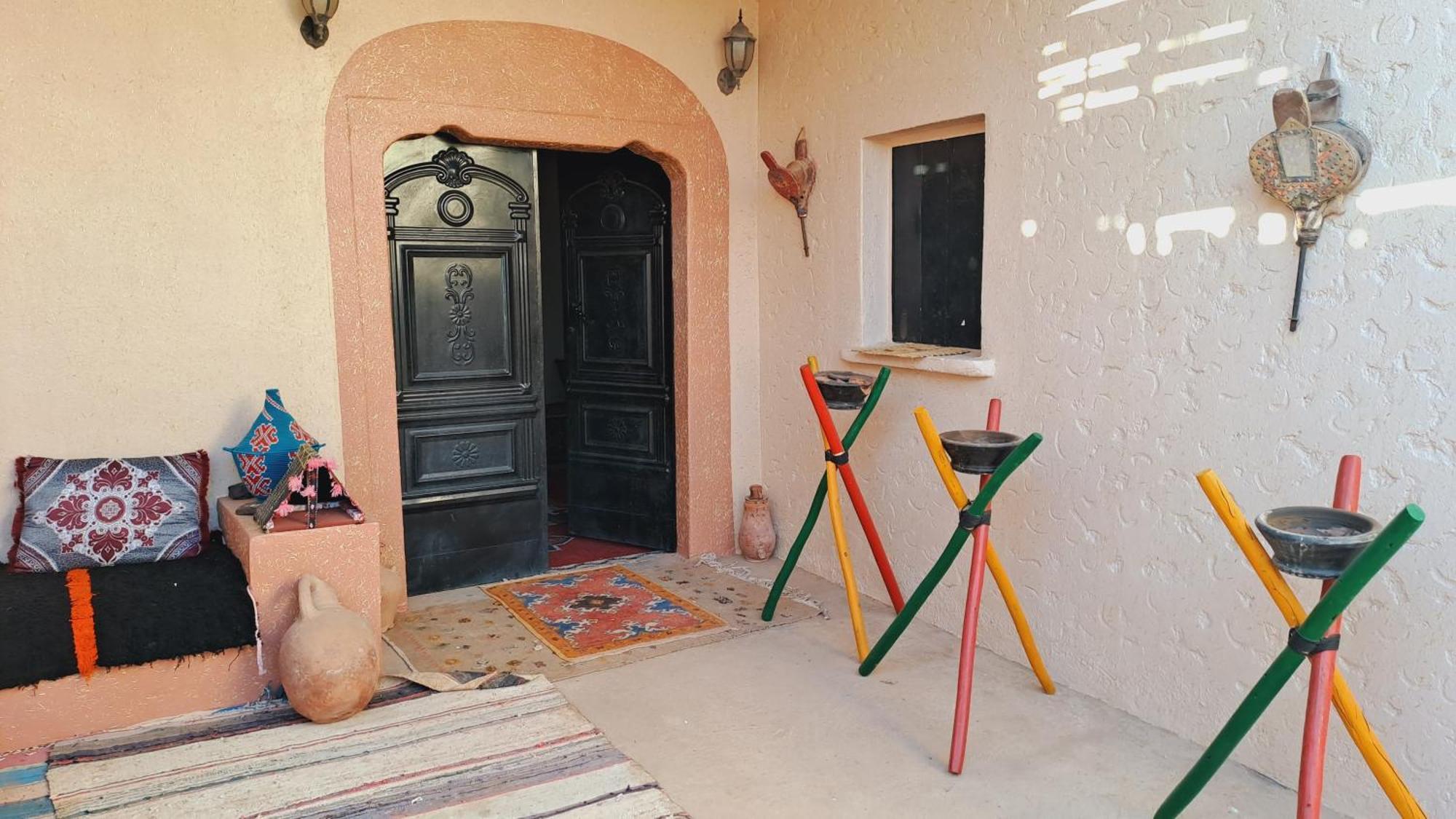 La Petite Maison Du Lac Iriki Foum Zguid Exteriör bild
