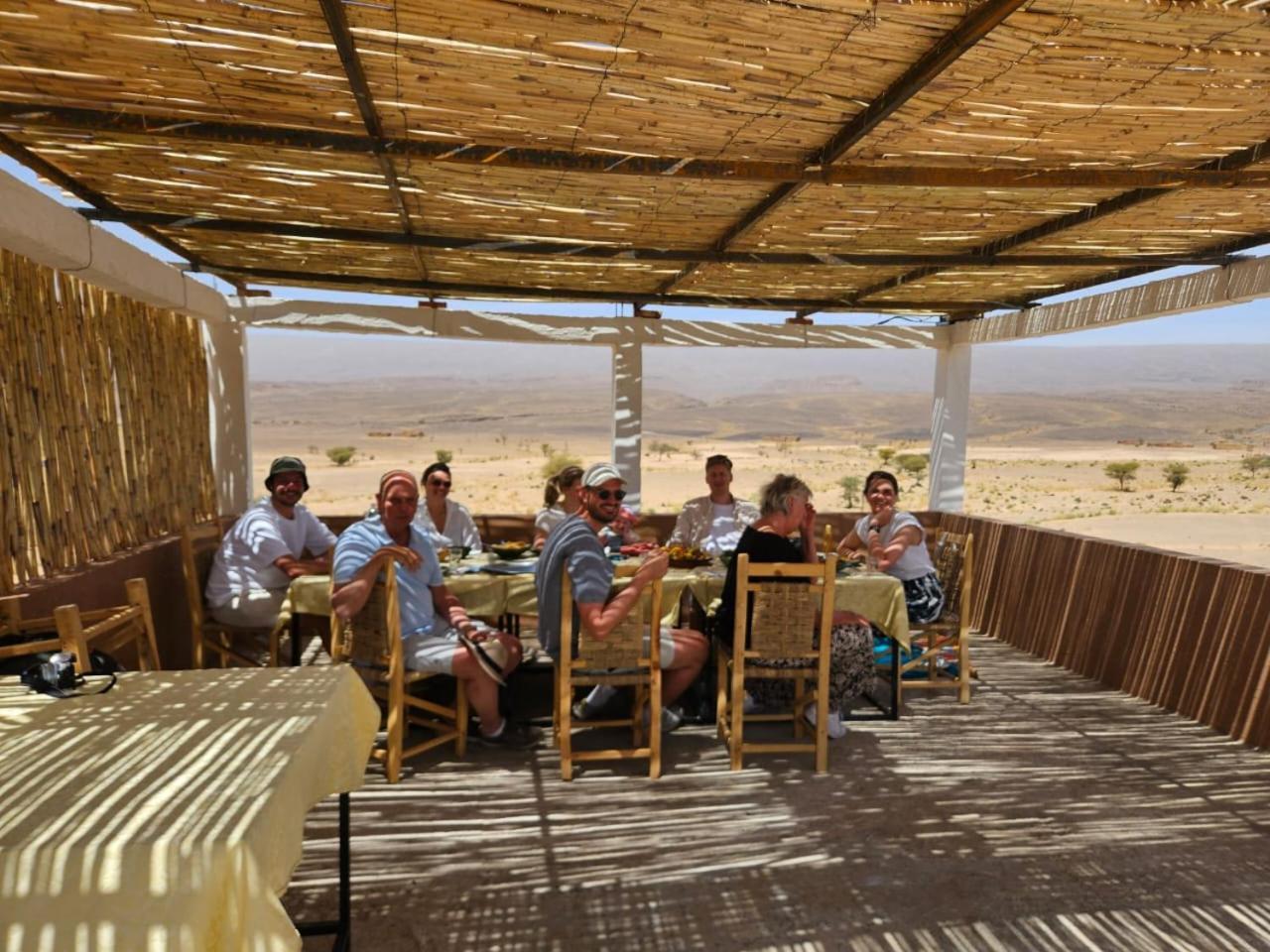 La Petite Maison Du Lac Iriki Foum Zguid Exteriör bild