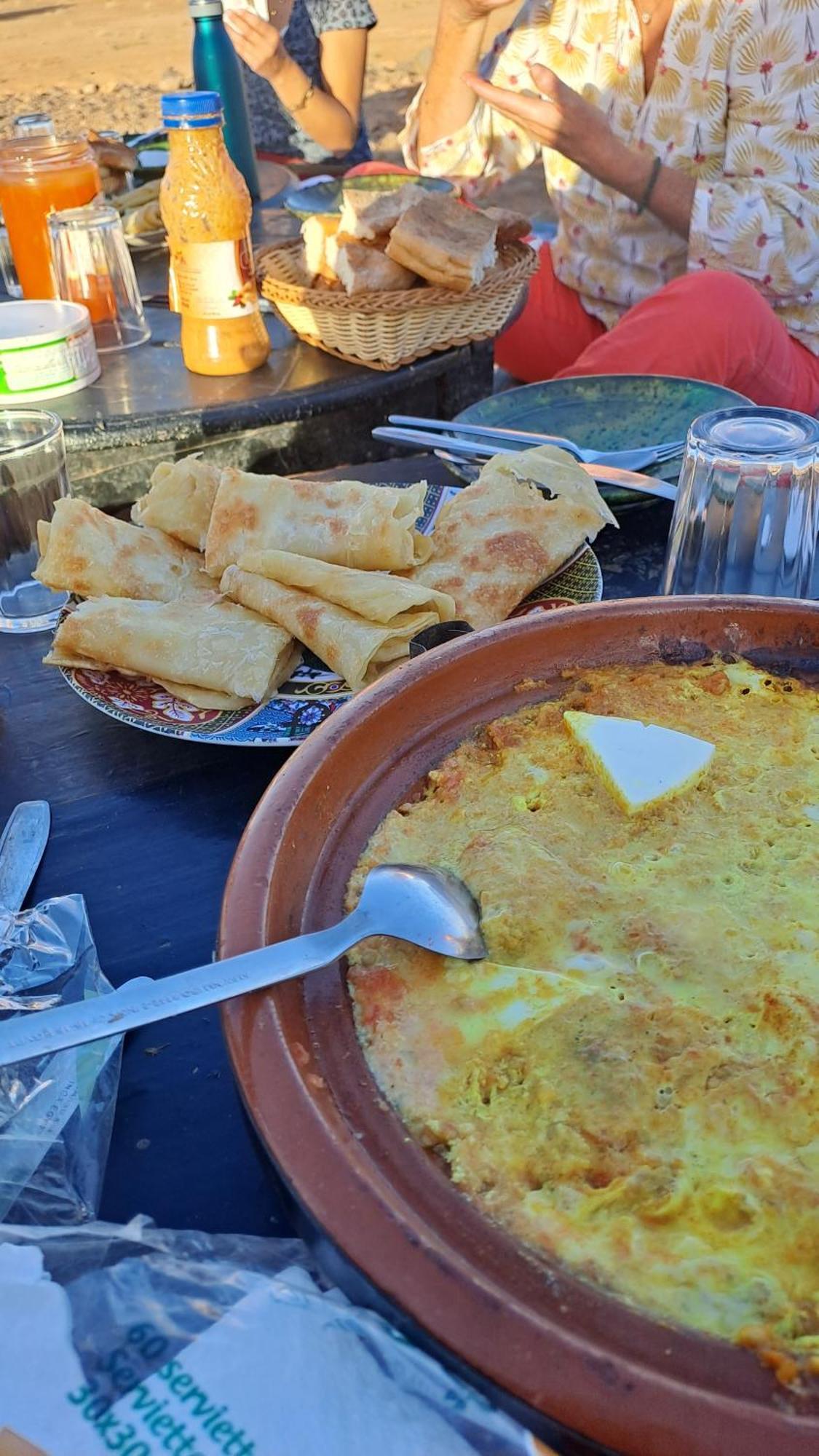 La Petite Maison Du Lac Iriki Foum Zguid Exteriör bild
